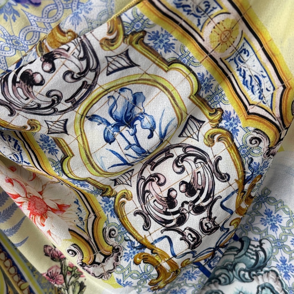 Camilla Multicolor Floral and Baroque Print wrap - Picture 2 of 11